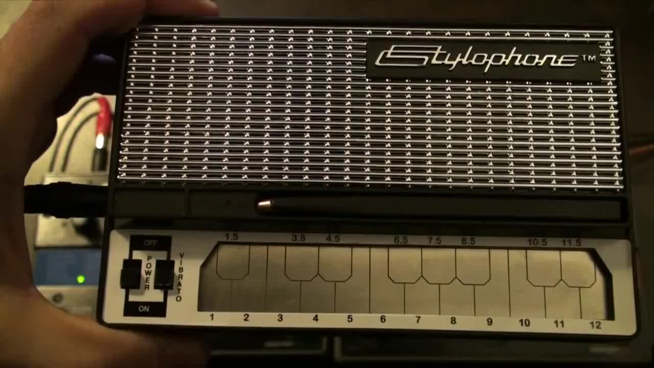 Stylophone + Eventide 单块效果器