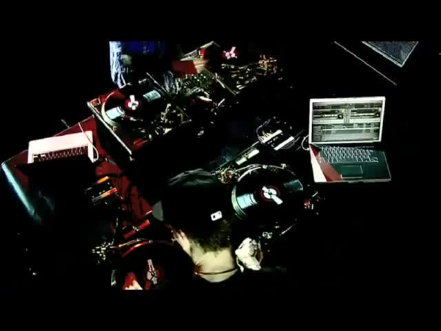 Traktor Scratch Duo--DVS-DJ
