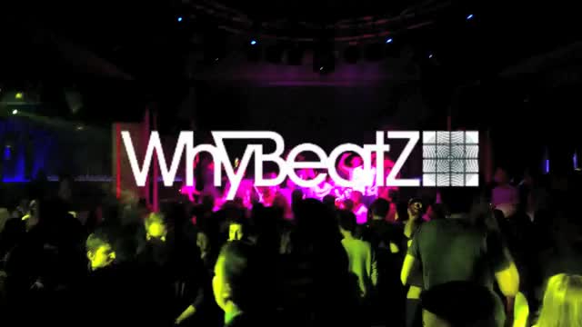 【幕后名人微专访】DJ大咖WhyBeatz的搓碟大将——TRAKTOR